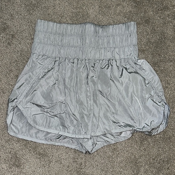 Free People “the way home” Active shorts size medium 👟 - Picture 1 of 6